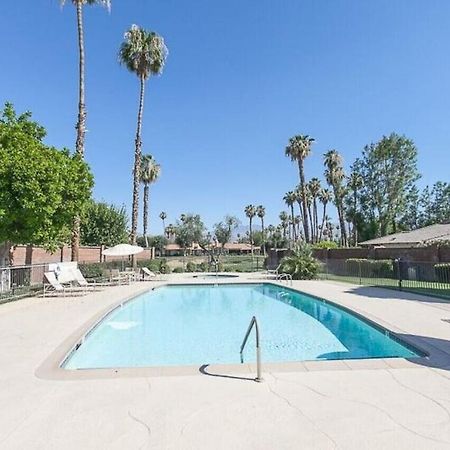 Private Country Club Condo On Awesome Golf Course! Palm Desert Esterno foto