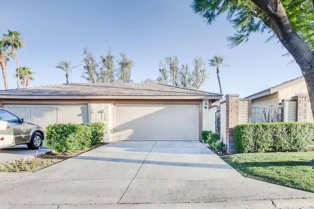 Private Country Club Condo On Awesome Golf Course! Palm Desert Esterno foto